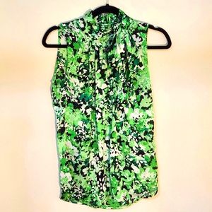 New York and Company -- Work Shell Size S